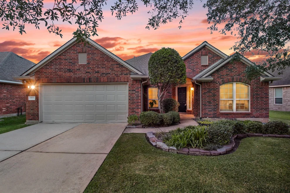 Unit for sale at 9226 Fernwillow Drive, Spring, TX 77379