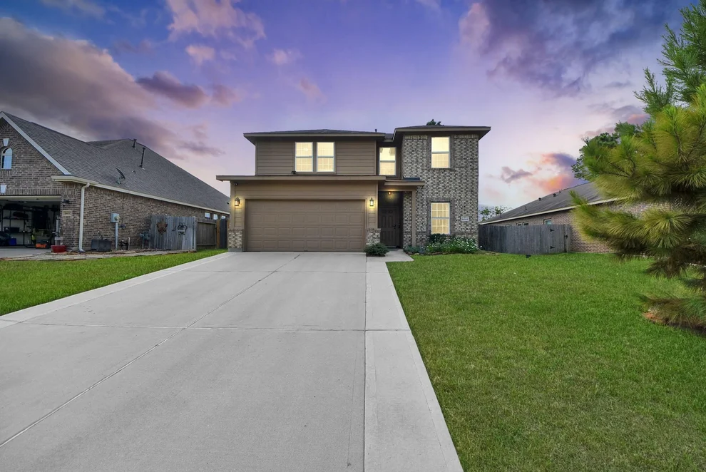 Unit for sale at 18661 Legend Oaks Drive, Magnolia, TX 77355