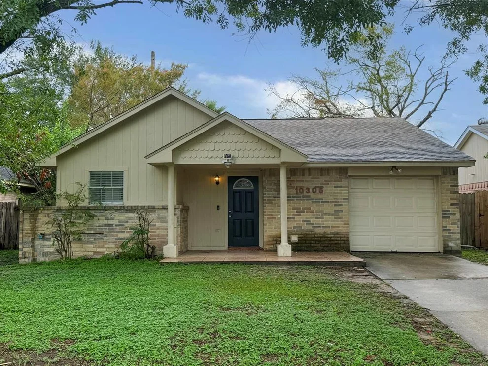 Unit for sale at 10306 Mist Lane, Houston, TX 77070