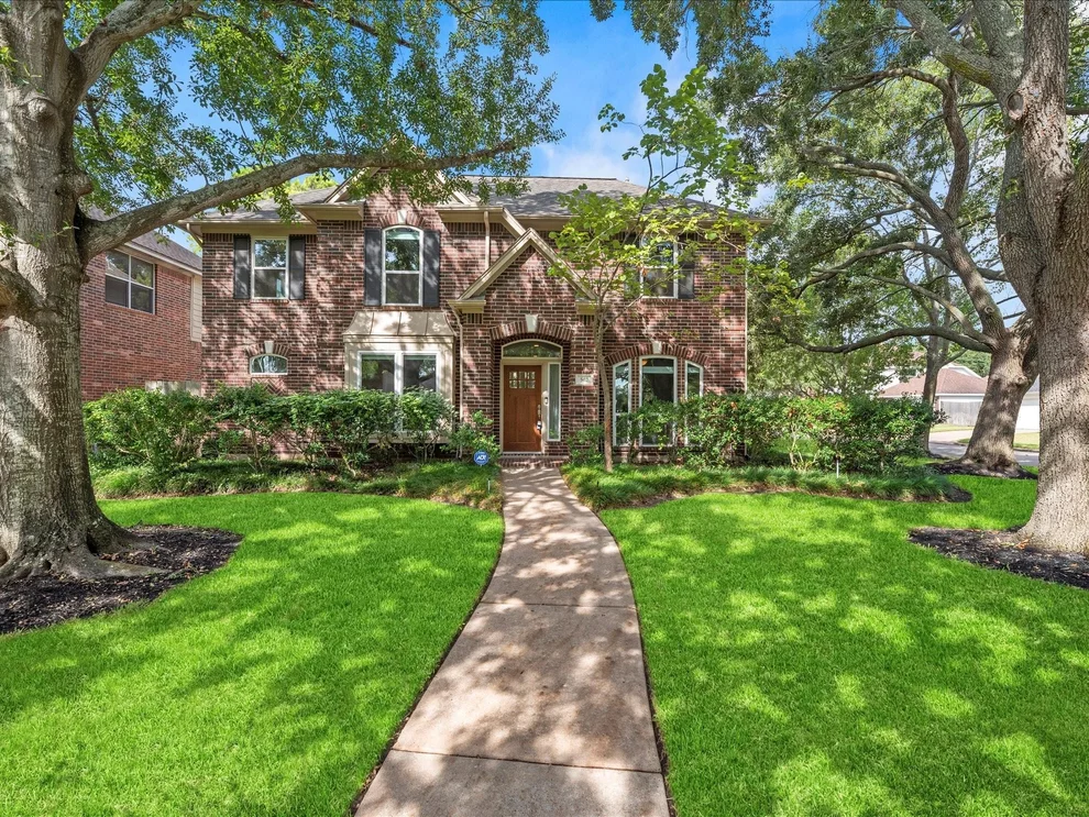 Unit for sale at 502 Airybrook Lane, Houston, TX 77094