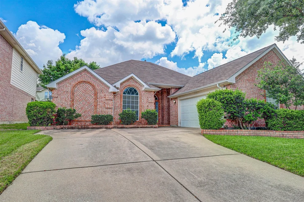 Unit for sale at 5316 Lake Mead Trail, Fort Worth, TX 76137