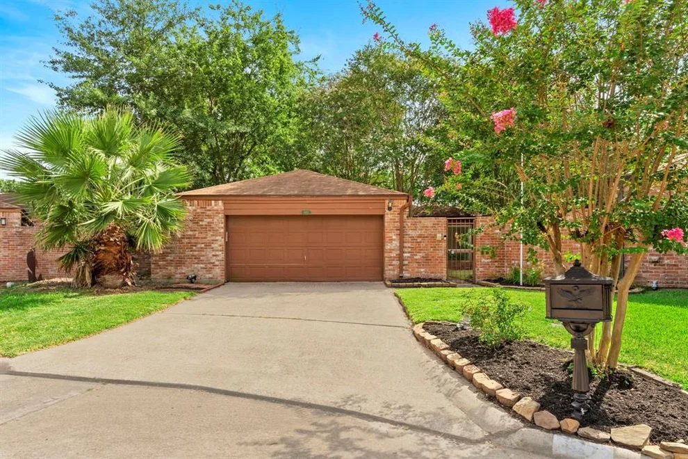 Unit for sale at 6822 Clee Lane, Spring, TX 77379