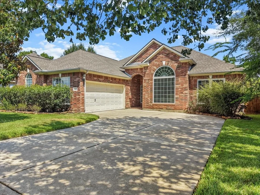 Unit for sale at 8103 Sports Haven Drive, Humble, TX 77346