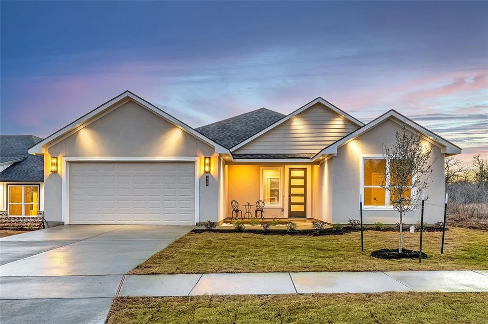Unit for sale at 1720 Cannon Street, Gonzales, TX 78629