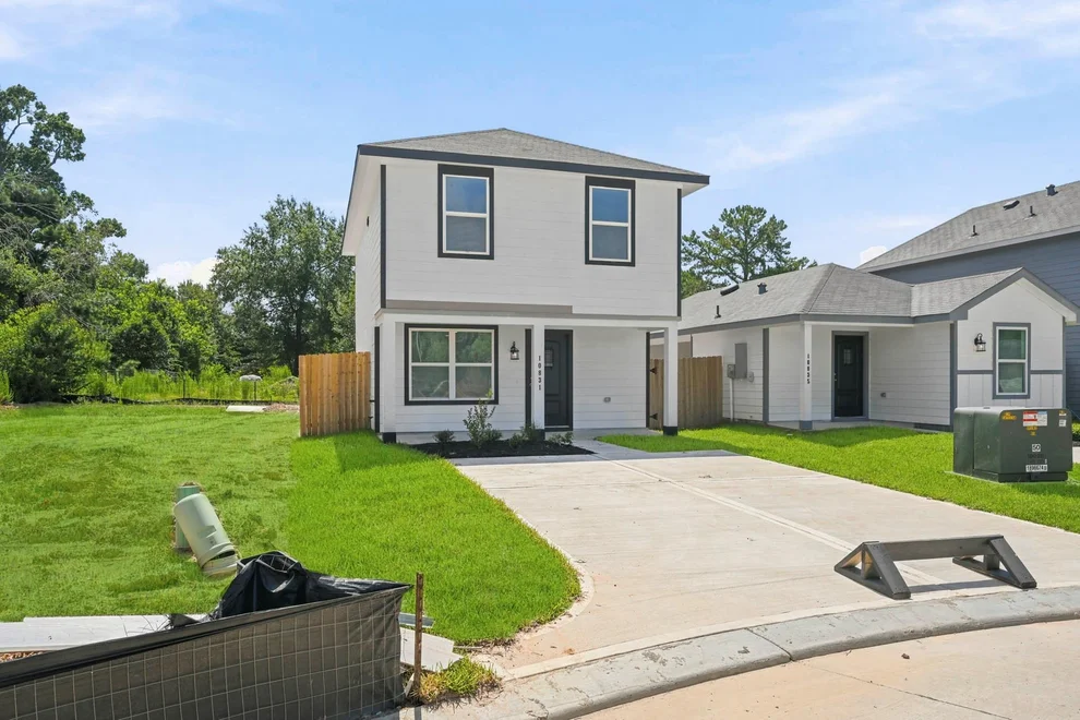 Unit for sale at 10831 N Baron Village Drive, Conroe, TX 77306
