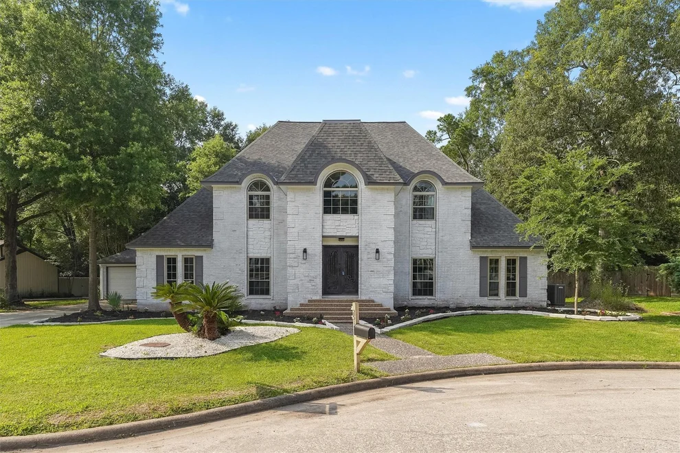 Unit for sale at 2515 Pine Bend Drive, Kingwood, TX 77339
