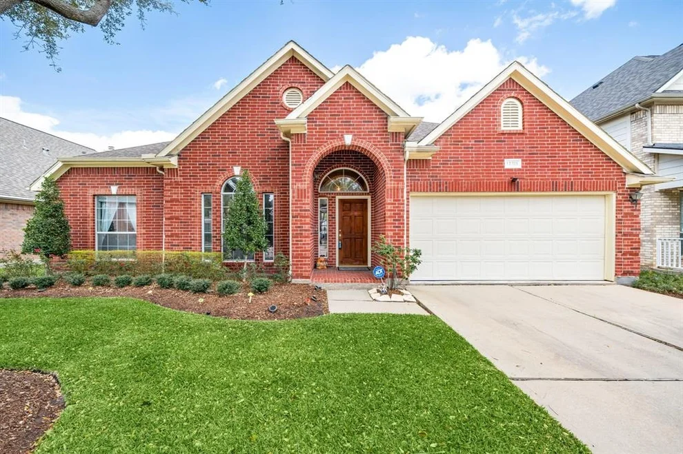 Unit for sale at 12318 Ashford Green Court, Sugar Land, TX 77478