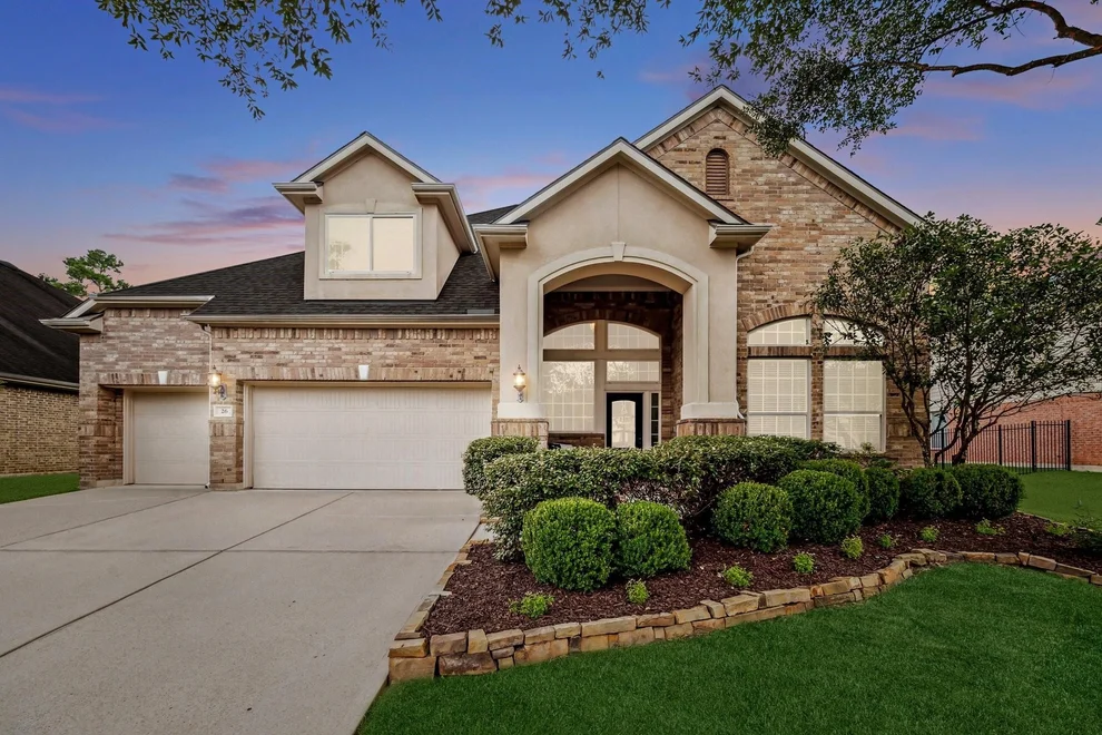 Unit for sale at 26 N Arrow Canyon Circle, Spring, TX 77389