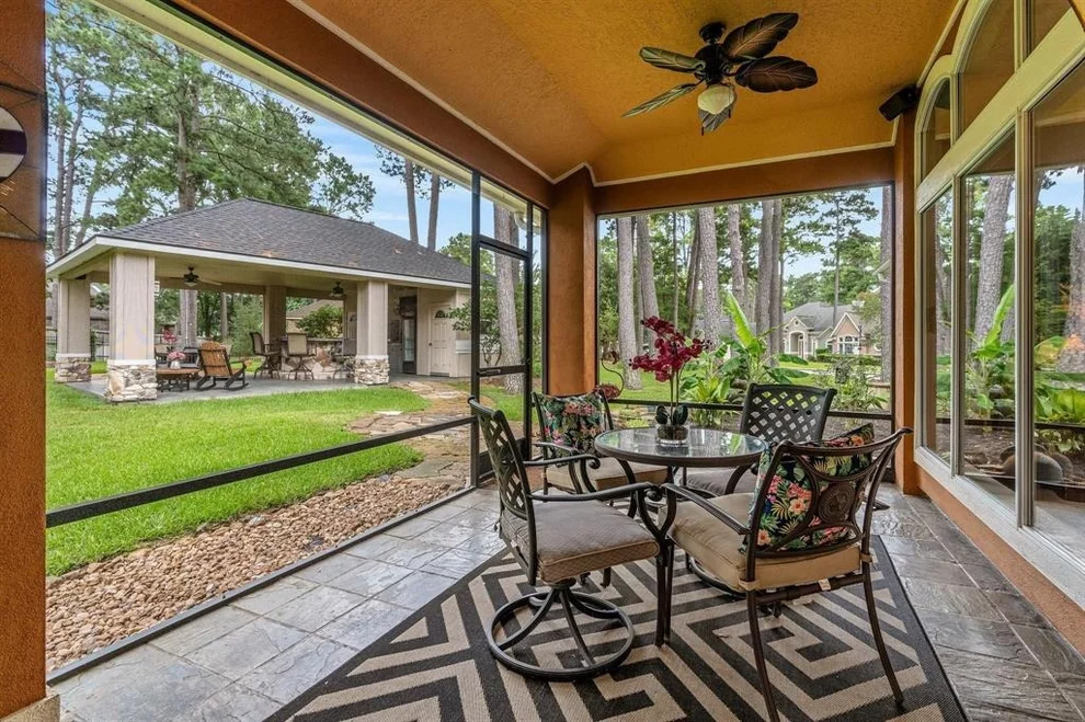 Unit for sale at 60 Fairfield Drive, Montgomery, TX 77356