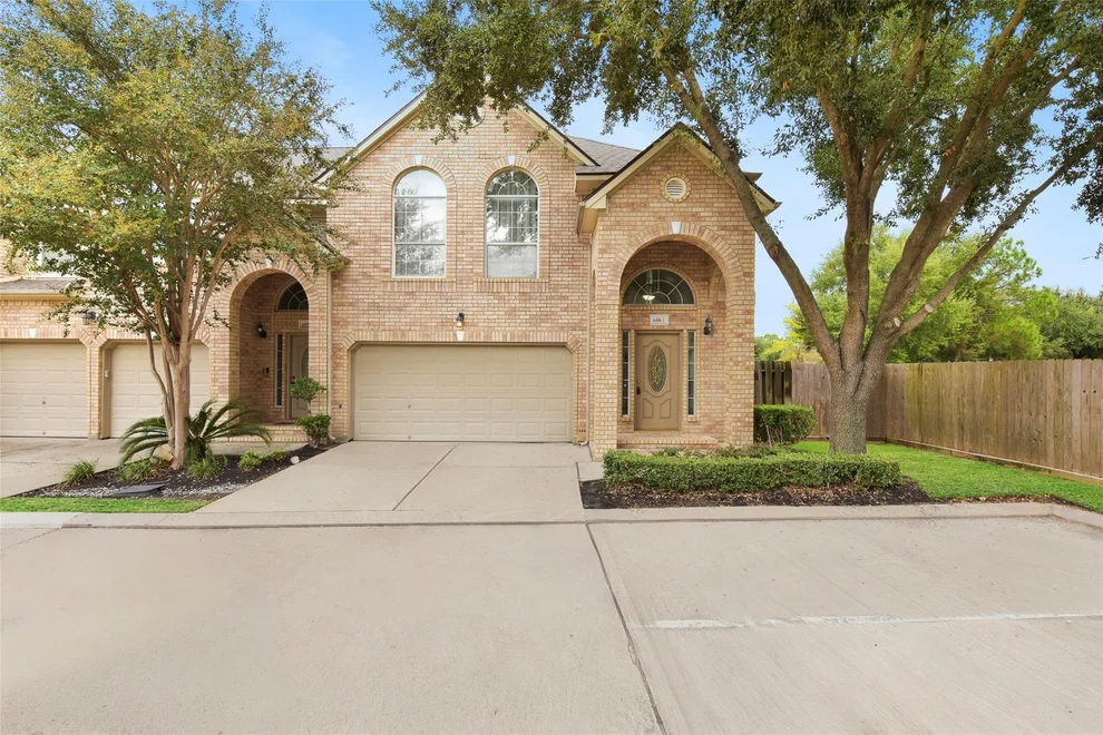 Unit for sale at 6406 E Linpar Court, Houston, TX 77040