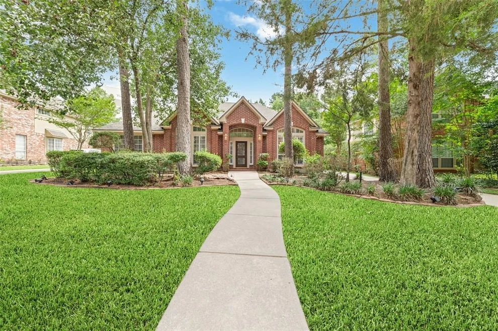 Unit for sale at 62 N Floral Leaf Circle, Spring, TX 77381