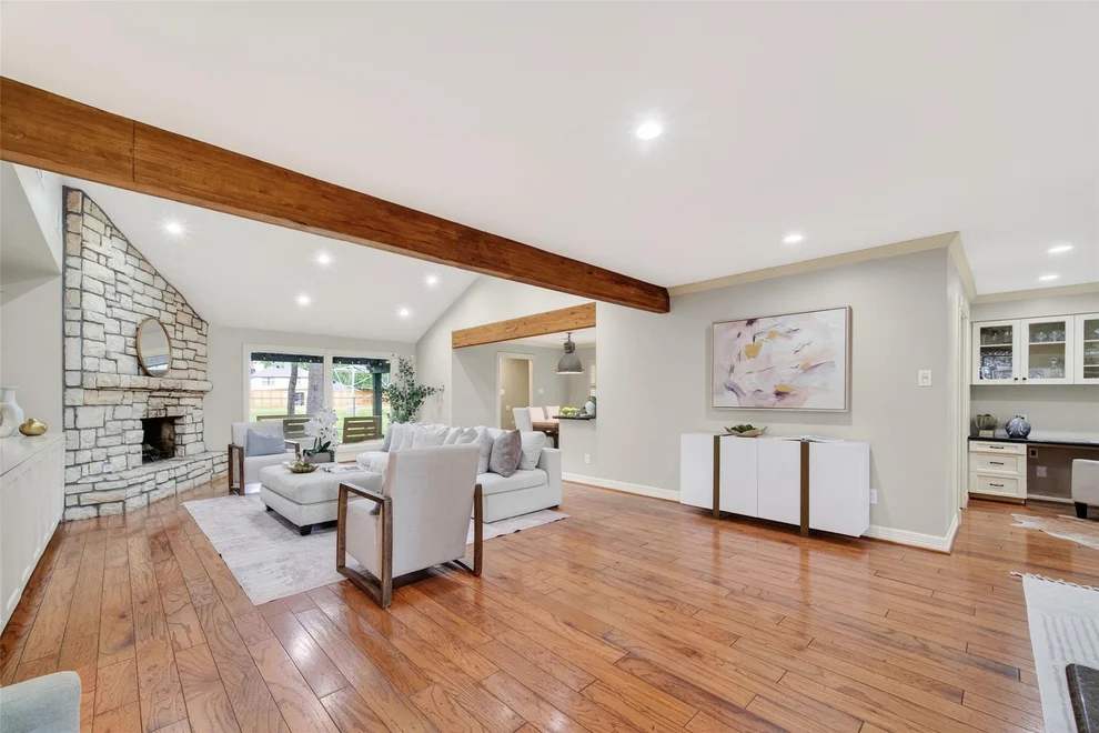 Unit for sale at 341 W Gaywood Drive, Houston, TX 77079
