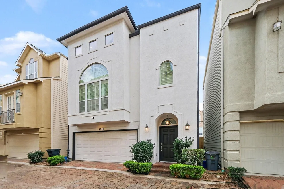 Unit for sale at 2715 Sherwin Street, Houston, TX 77007