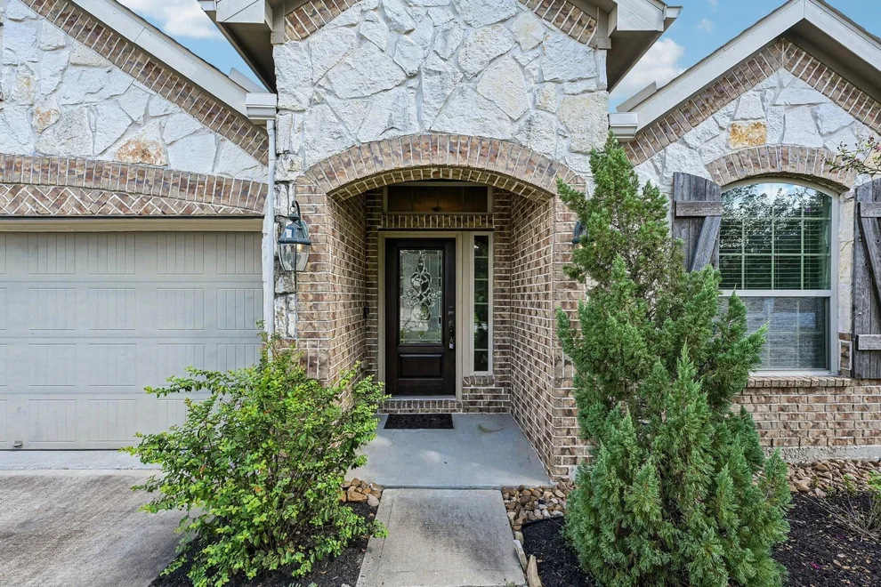 Unit for sale at 14611 W Ginger Pear Court, Cypress, TX 77433