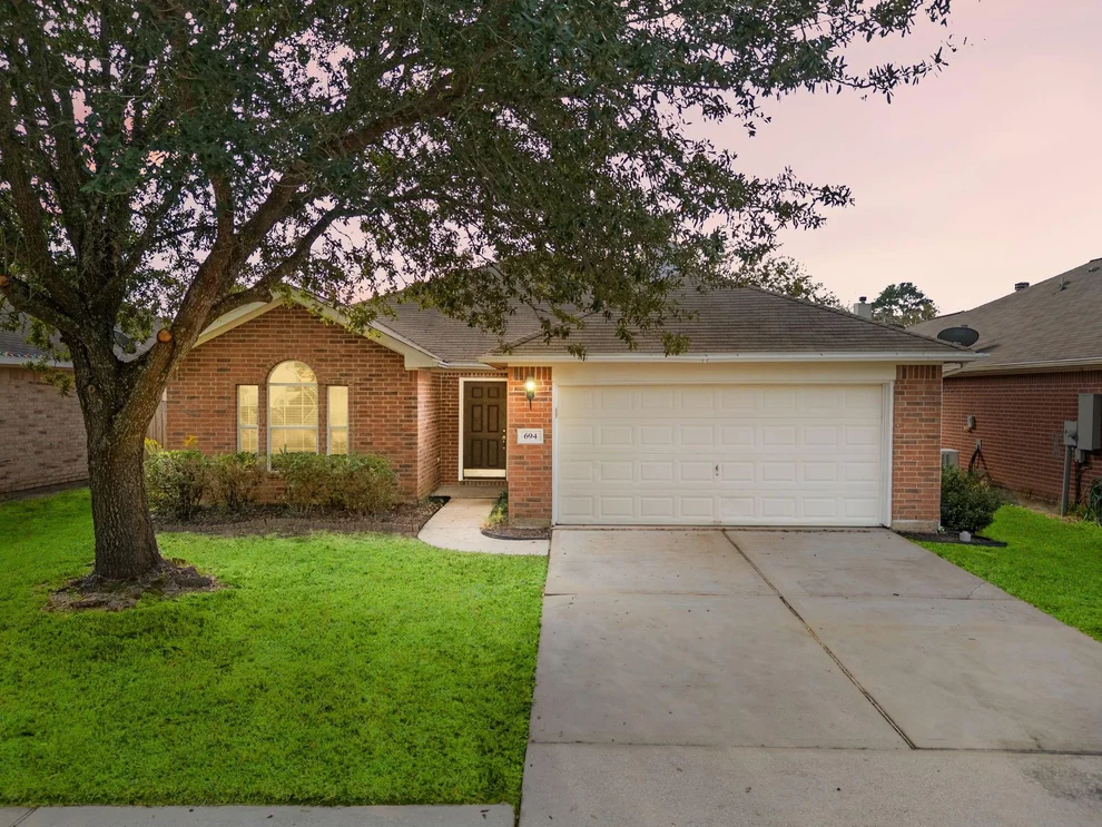Unit for sale at 694 St Croix Street, Alvin, TX 77511