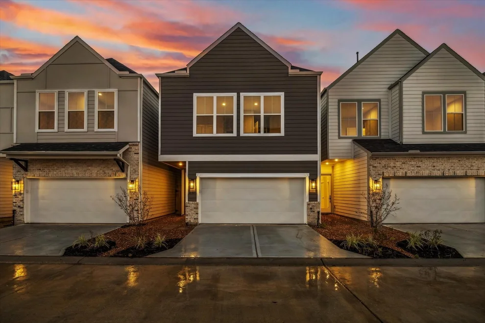 Unit for sale at 11311 Stonework Grove Lane, Houston, TX 77076