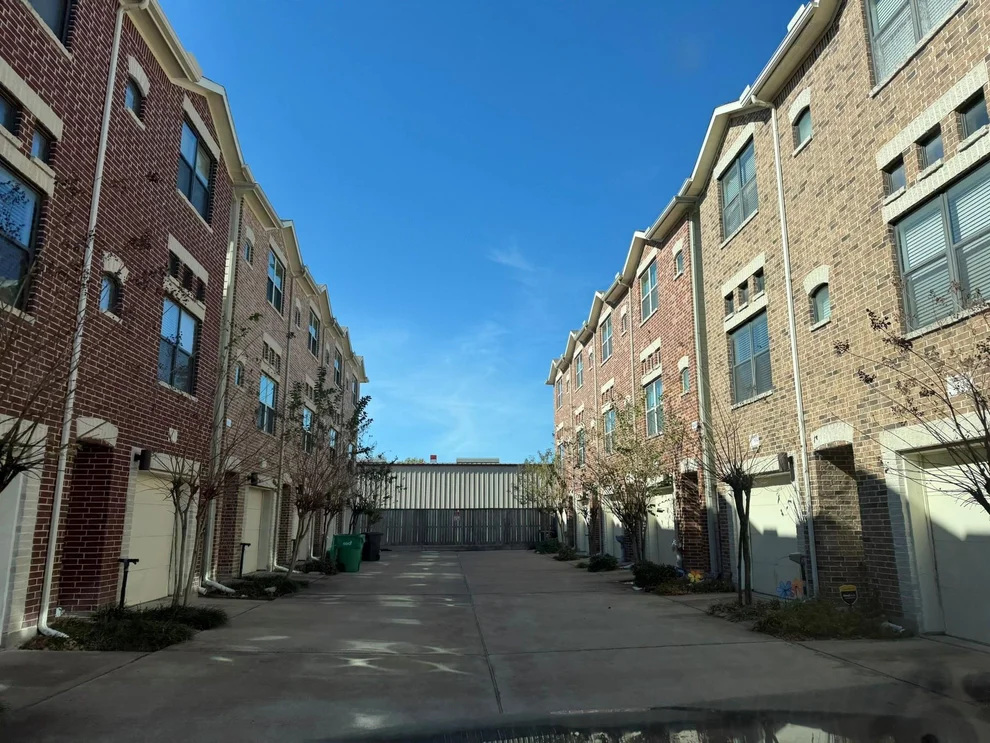 Unit for sale at 2710 Hullsmith Drive, Houston, TX 77063