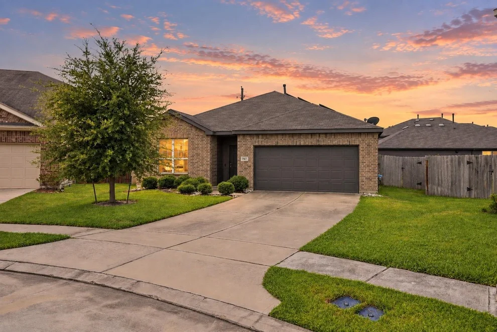 Unit for sale at 2307 Northern Great White Court, Katy, TX 77449