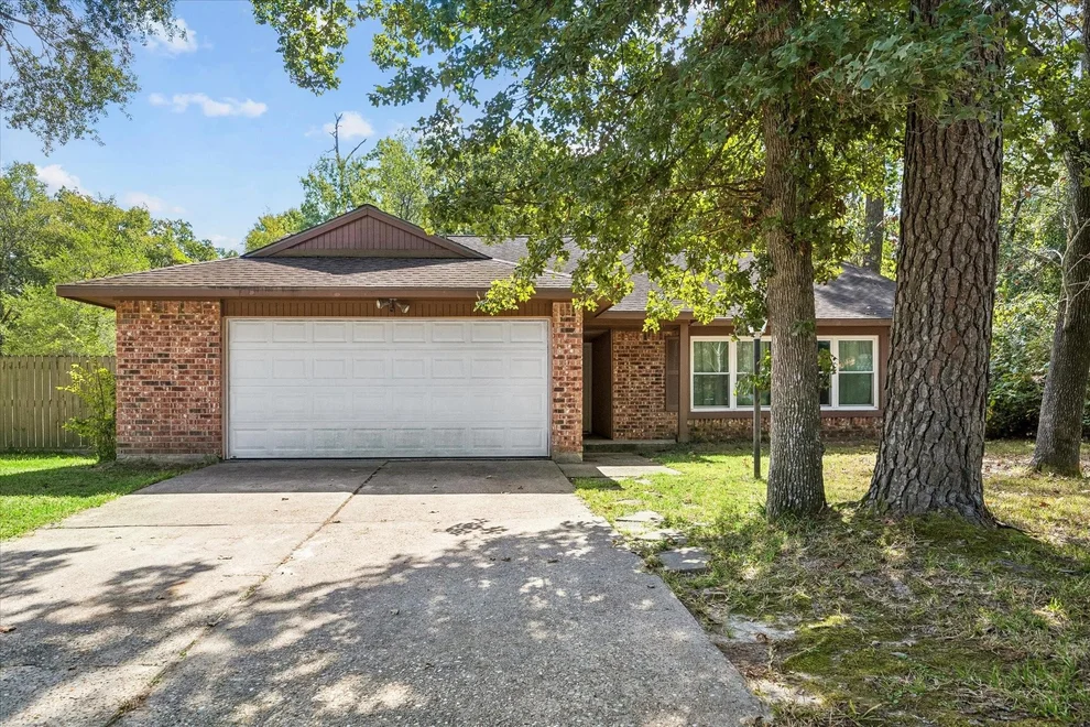 Unit for sale at 3235 Villagedale Drive, Kingwood, TX 77339