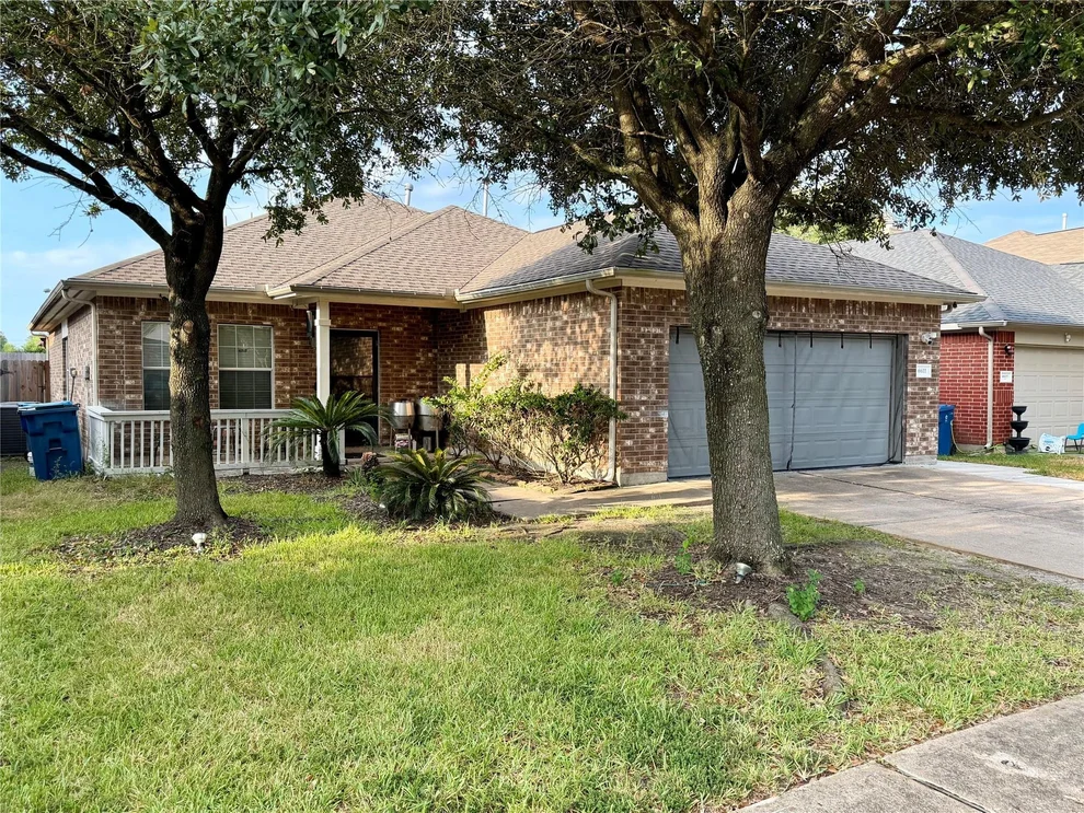 Unit for sale at 6611 Morningsage Lane, Houston, TX 77088