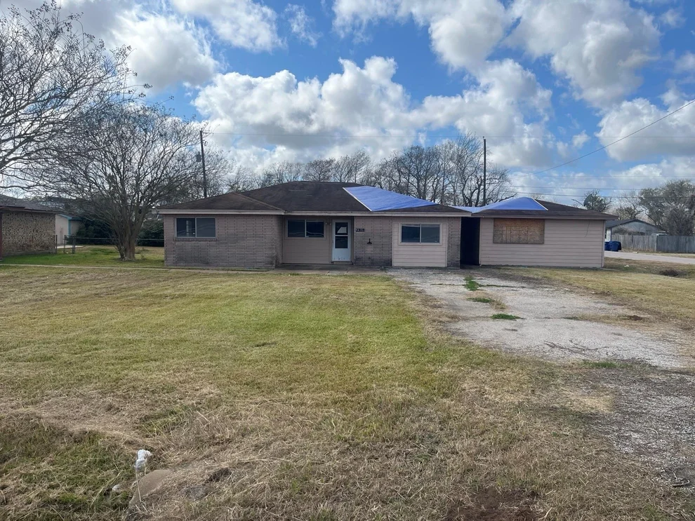 Unit for sale at 2919 Fm-523, Freeport, TX 77541