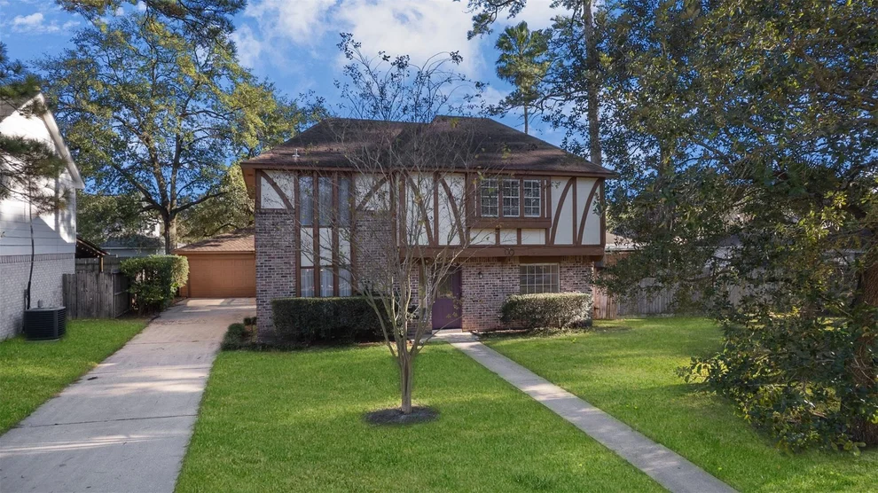 Unit for sale at 8311 Amurwood Drive, Tomball, TX 77375