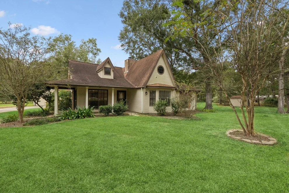 Unit for sale at 9053 Lantern Creek Court, Conroe, TX 77303