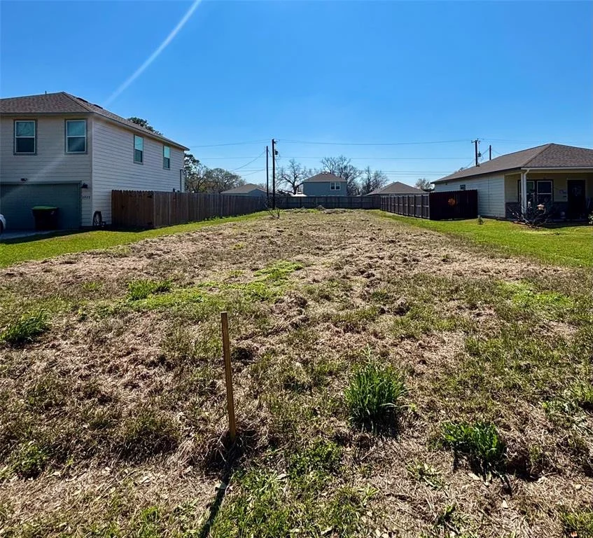Unit for sale at 2916 5th Street, Bay City, TX 77414
