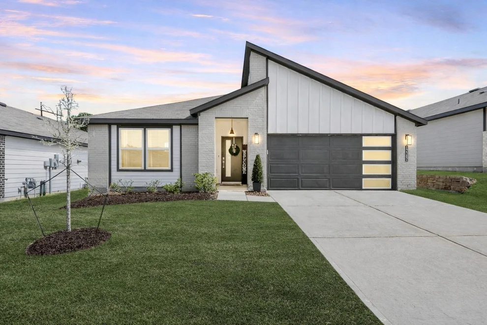 Unit for sale at 12382 New River Trail, Conroe, TX 77384