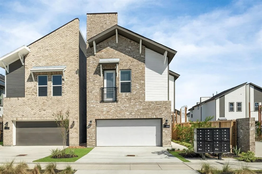 Unit for sale at 5808 Cebra Street, Houston, TX 77091
