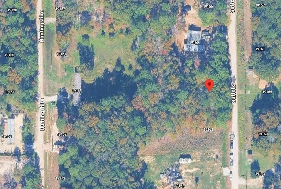 Unit for sale at 19164 Suffolk, New Caney, TX 77357