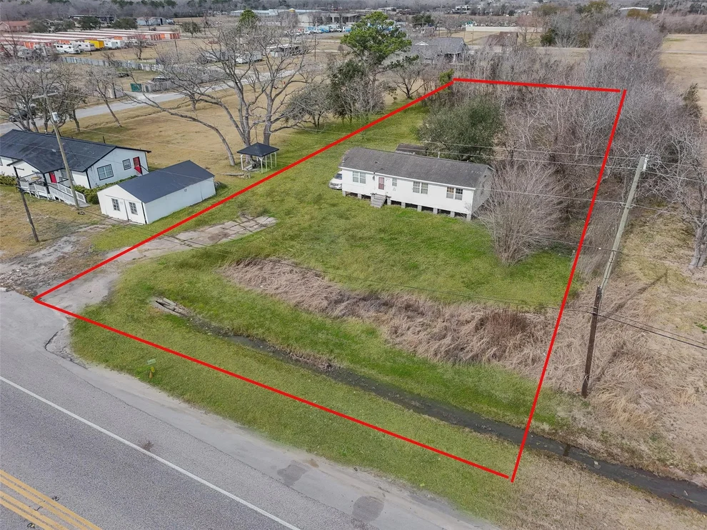 Unit for sale at 2905 Fm-646, Dickinson, TX 77539