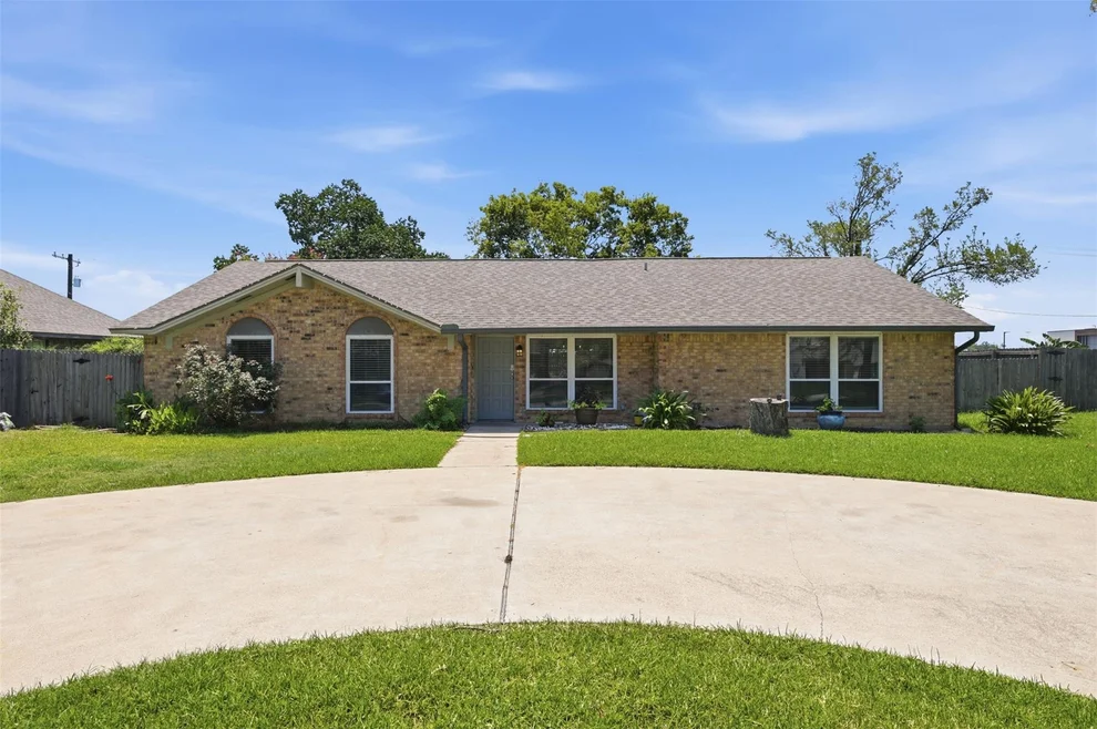 Unit for sale at 2210 Quail Hollow Drive, Bryan, TX 77802