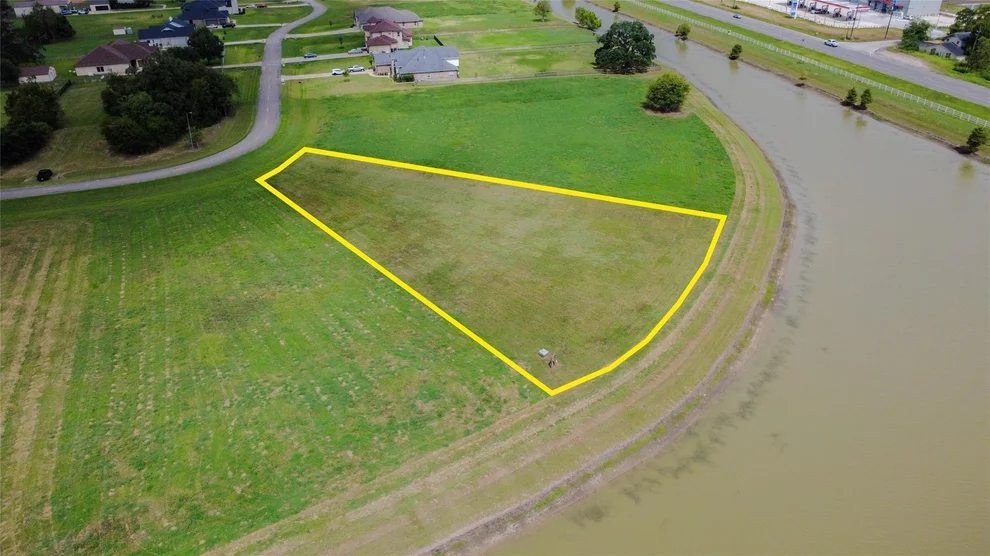 Unit for sale at 1302 Lakeland Circle, Rosharon, TX 77583