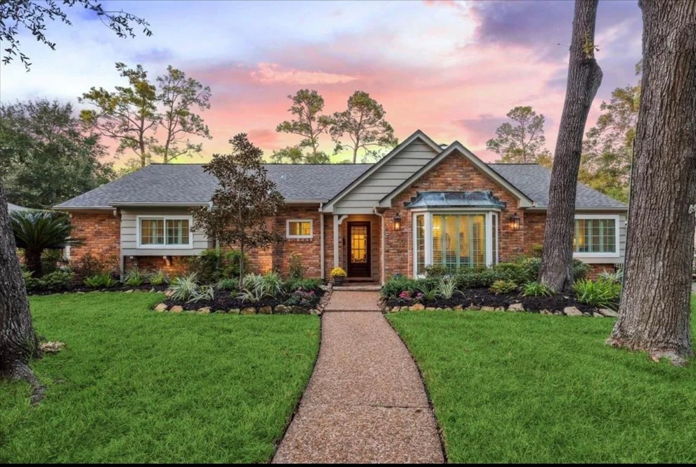 Unit for sale at 10122 Pine Forest Road, Houston, TX 77042