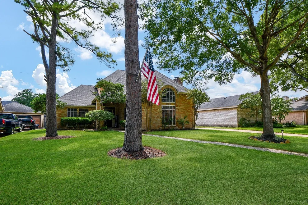 Unit for sale at 1230 Crossfield Drive, Katy, TX 77450