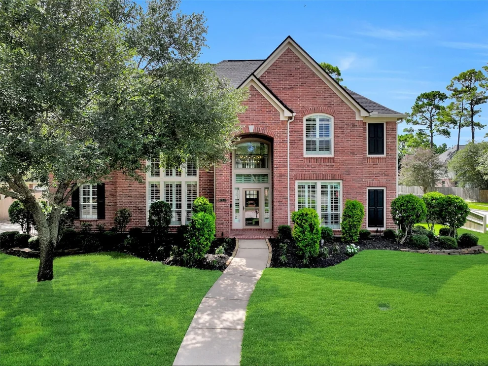 Unit for sale at 714 Hidden Woods Lane, Friendswood, TX 77546