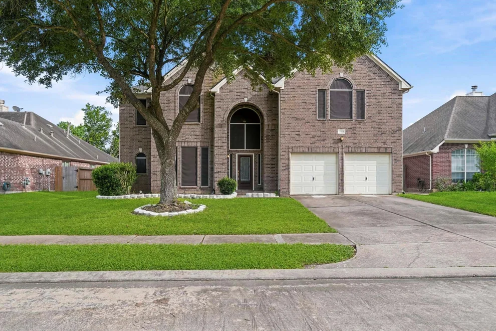 Unit for sale at 12415 Maily Meadowlane, Sugar Land, TX 77478