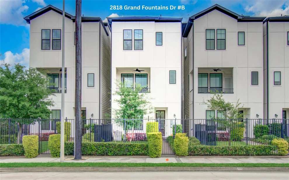 Unit for sale at 2818 Grand Fountains Drive, Houston, TX 77054