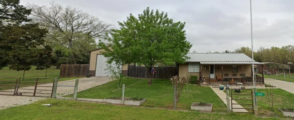 Unit for sale at 302 Oak Hill Drive, Somerville, TX 77879