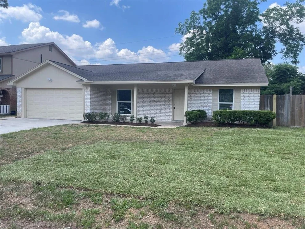 Unit for sale at 19414 Leafwood Lane, Houston, TX 77084