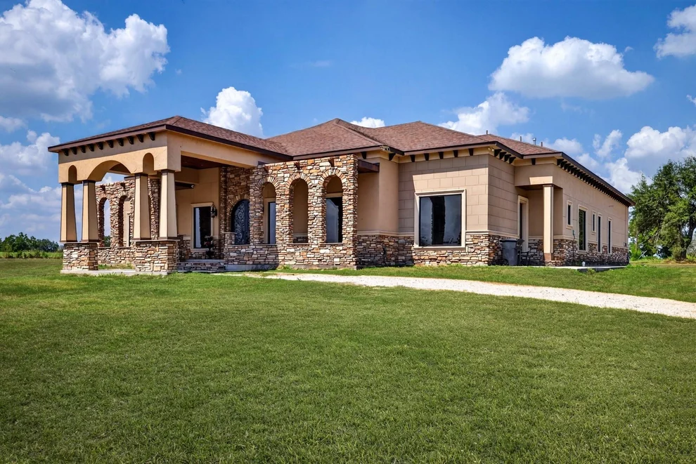 Unit for sale at 7348 Love Road, Fulshear, TX 77441