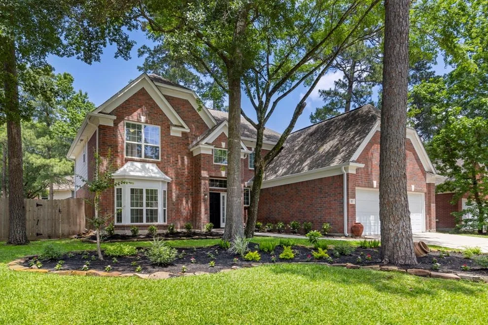 Unit for sale at 22 Vista Mill Place, The Woodlands, TX 77382