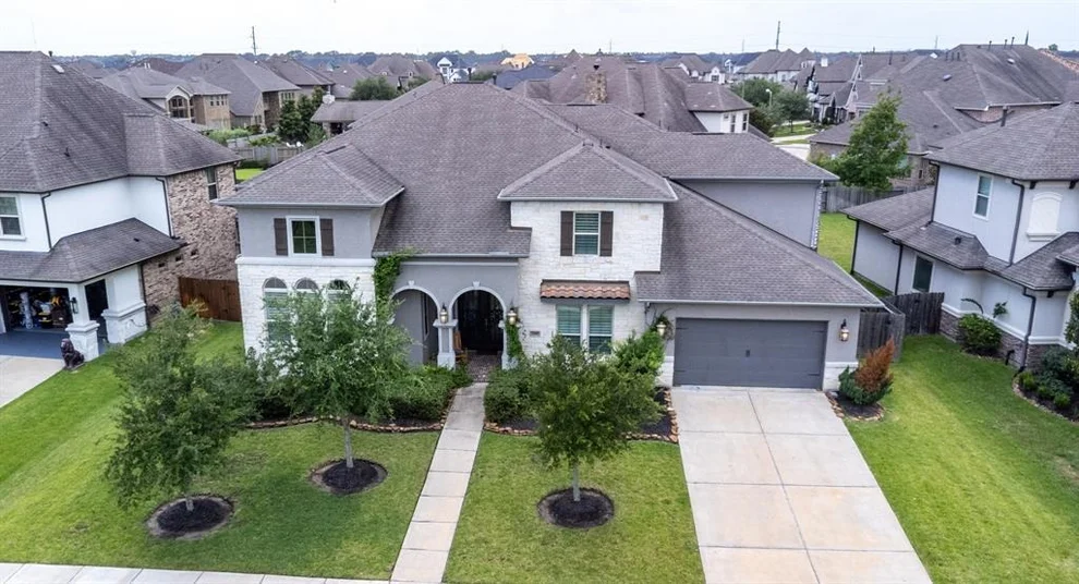 Unit for sale at 2218 Pleasant Hill Drive, Friendswood, TX 77546