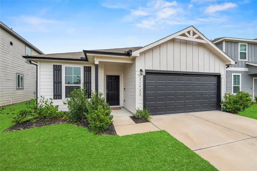 Unit for sale at 17922 Baleage Lane, Hockley, TX 77447