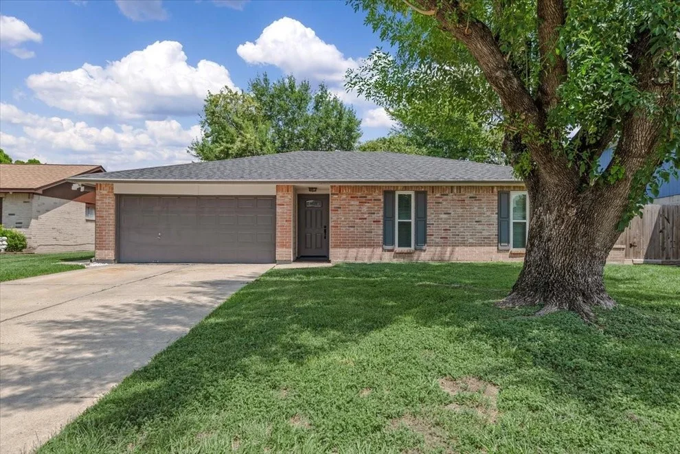 Unit for sale at 8334 Carriage Creek Drive, Houston, TX 77064