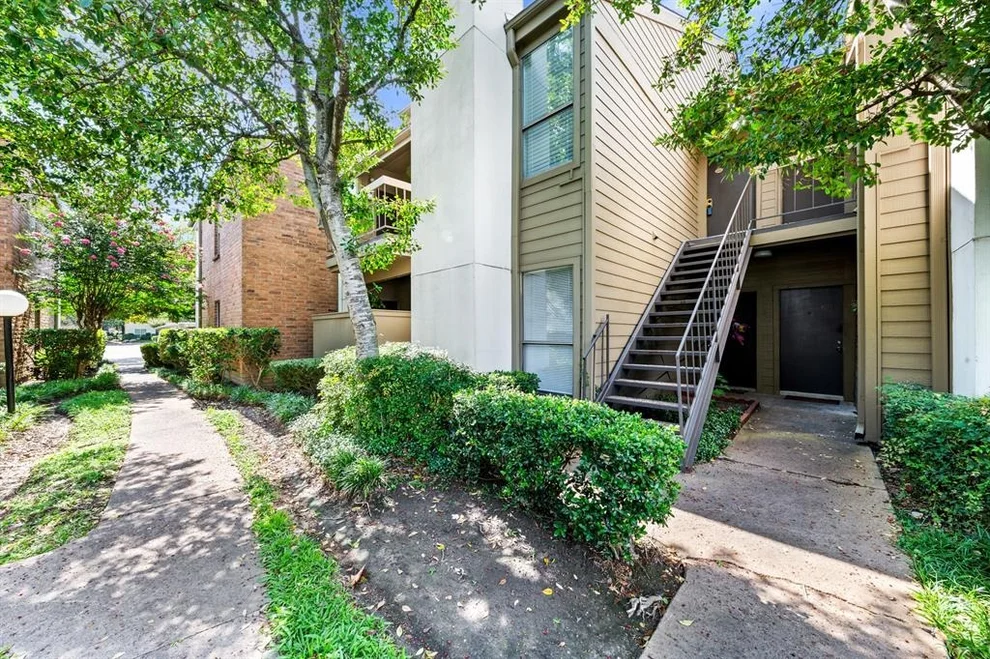 Unit for sale at 10053 Westpark Drive, Houston, TX 77042