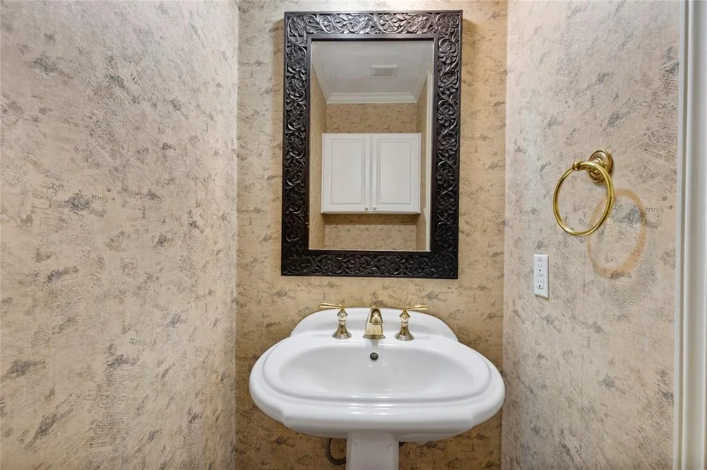 Unit for sale at 3908 Milton Street, West University Place, TX 77005
