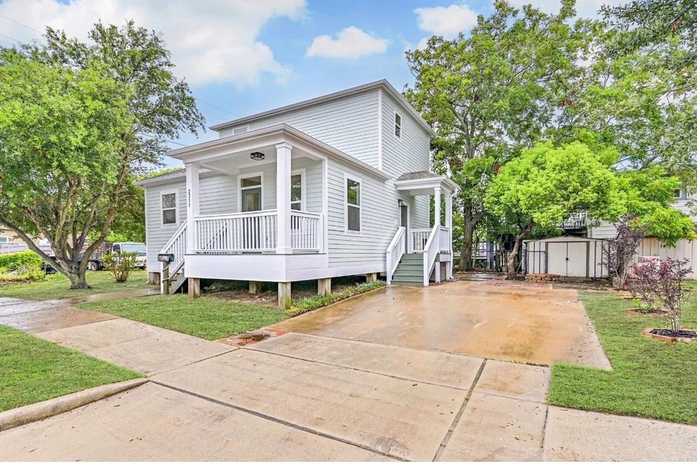 Unit for sale at 2311 53rd Street, Galveston, TX 77551