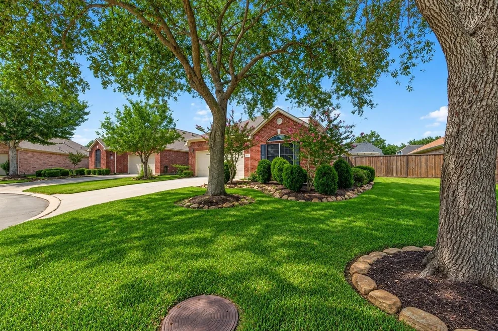 Unit for sale at 1407 Capri Place Lane, Pearland, TX 77581